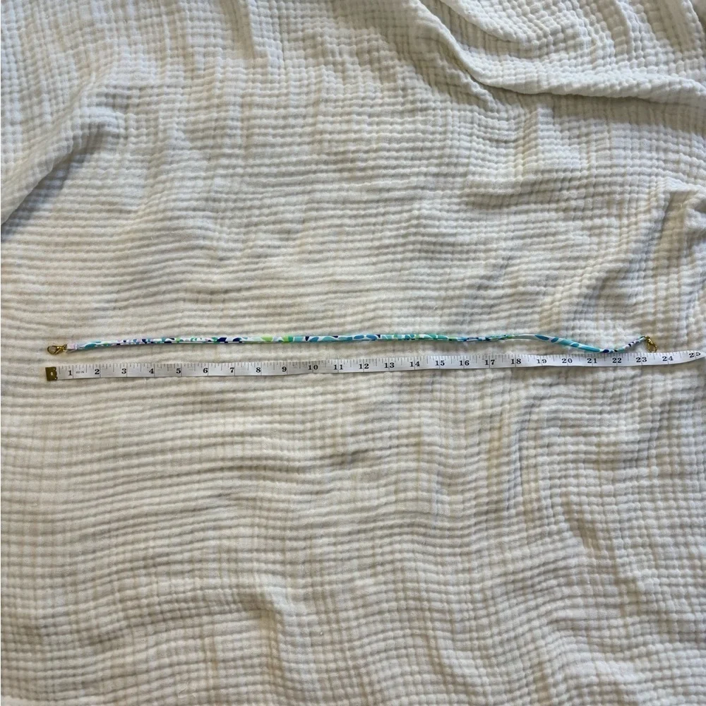 Lilly Pulitzer mask and lanyard